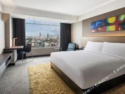 DoubleTree by Hilton Bangkok Ploenchit - 44