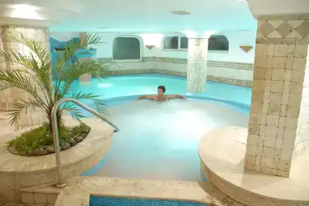 Tritone Resort & Spa - 12