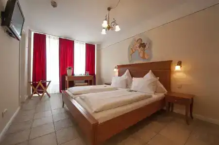 Xii Apostel Albergo - 6