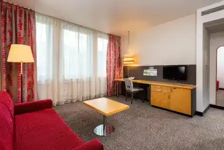 Holiday Inn Frankfurt Airport - Neu-Isenburg, An Ihg - 55