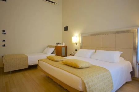 Best Western Crystal Palace - 42