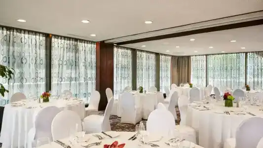 Montreal Marriott Chateau Champlain - 22