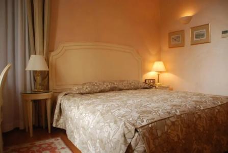Siora Vittoria Boutique - 60