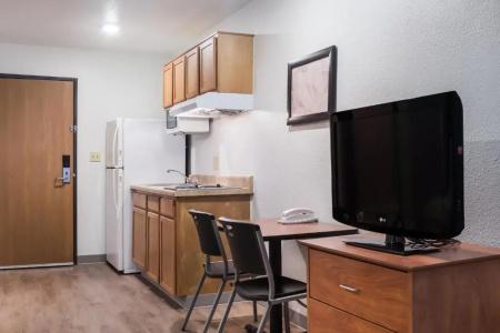 WoodSpring Suites - 30