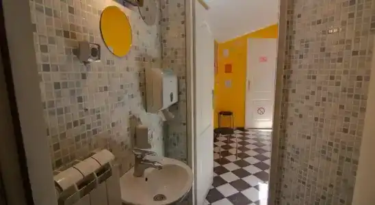 Manga Hostel - 5