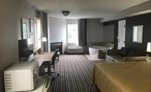 Country Inn & Suites by Radisson, South, TN - 41