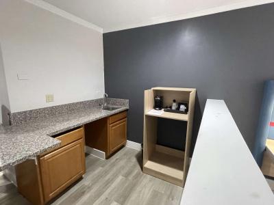 Roy Inn & Suites -Sacramento Midtown - 62