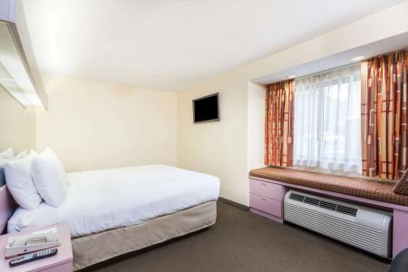 Microtel Inn by Wyndham - 3