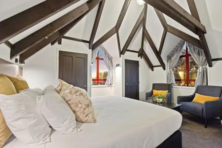 Knights Inn - 73