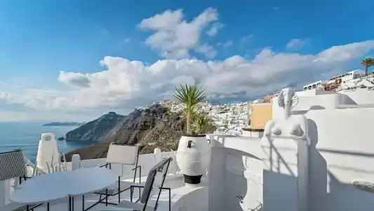 Trieris Villa & Suites - 52