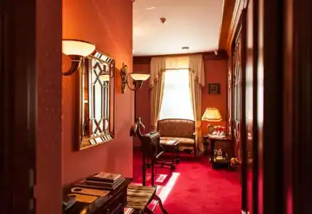 Tb Palace & Spa - 54