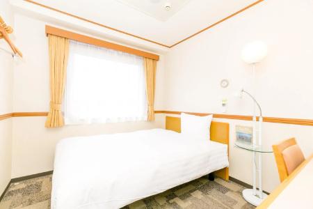 Toyoko Inn Kagoshima chuo eki Higashi guchi - 73
