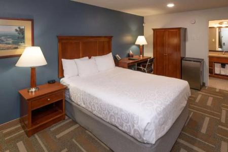 Best Western Plus Clocktower Inn - 95