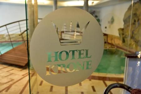 Krone - 12