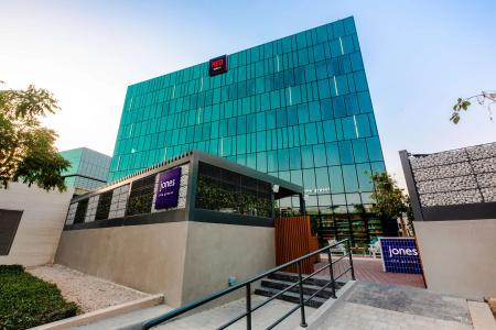 Radisson Red Dubai Silicon Oasis - 1