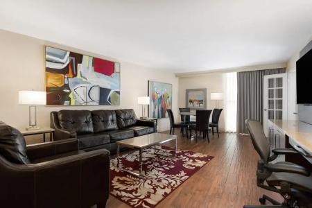 Wyndham Riverfront - 97