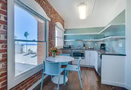 Venice Breeze Suites - 34