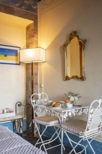 Porta Castellana B&B - - 28