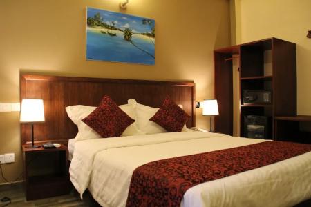 Paguro Beach Inn - 3