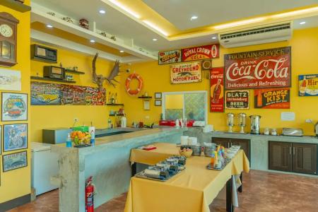 Apinya Resort Bangsaray - 34