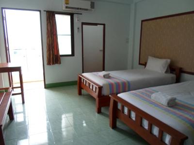 Baan Mitreejit - 6
