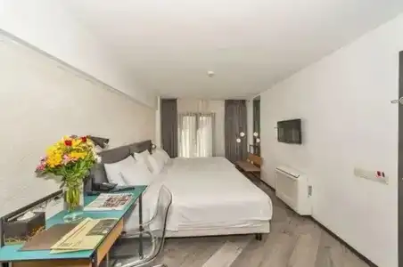 Faros Taksim-Special Category - 111