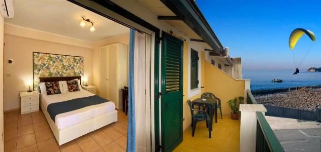 Casa Famiani Bed & Breakfast - 11