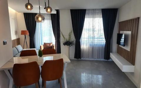 Happy Apart - 103