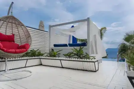 Nur Beach - 96