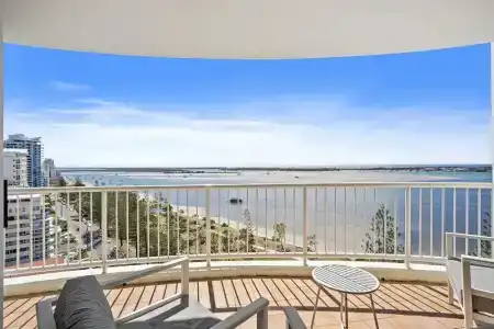 Crystal Bay On The Broadwater - 432