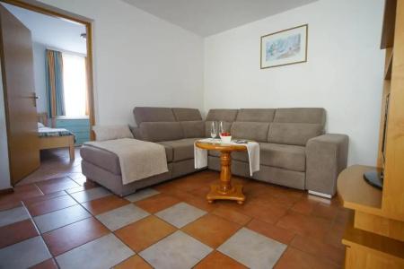 and Rooms Degra - 93