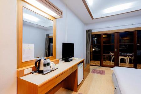 Tonsai Bay - 34