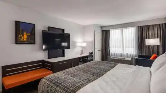 Best Western Premier City Gateway - 62
