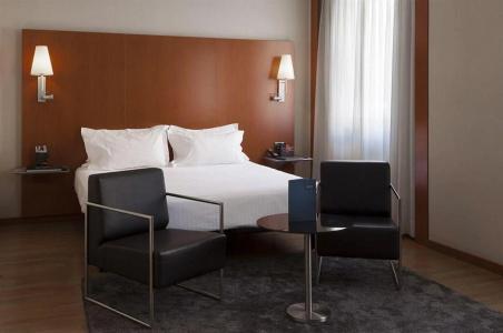 Ac Los Vascos By Marriott - 3