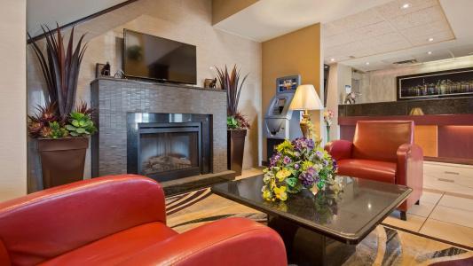 Best Western Plus Inn & Suites - 1