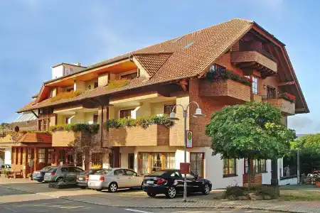 -Restaurant Vinothek Lamm - 1