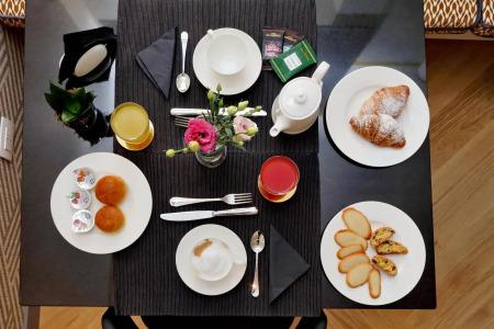 Roma Five Suites - 8