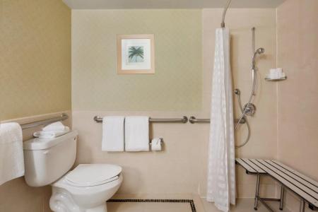 Embassy Suites Los Angeles - 9