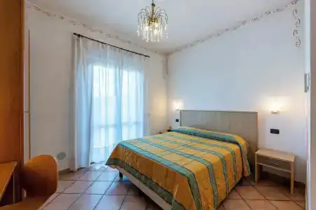 Romantic - 30