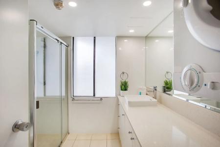 Pacific Broadbeach - 6