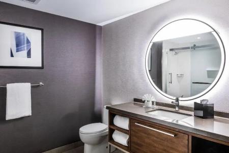 Courtyard by Marriott at Old Town - 88
