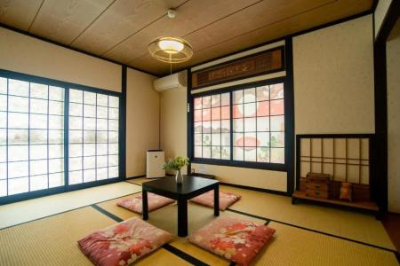 Yufuin Lamp no Yado - 46