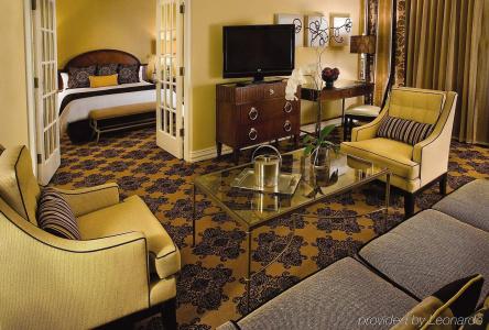 Omni Houston - 6