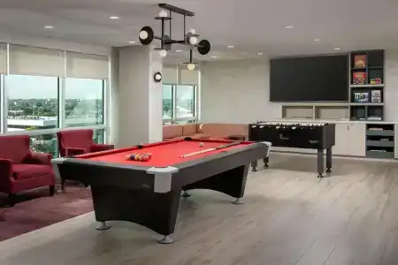 Home2 Suites By Hilton Miami Airport South Blue Lagoon - 17