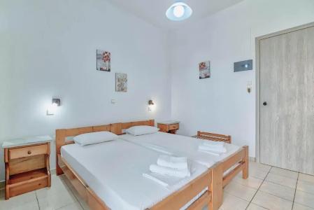 Pavlos Place - 81