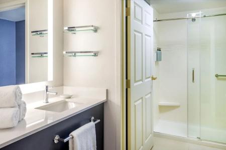 Residence Inn by Marriott Airport - 64