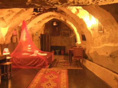 Cappadocia Antique Gelveri Cave - 200