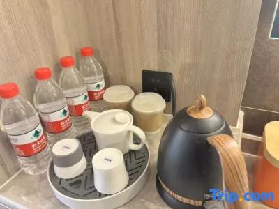 Atour Xi'an Gaoxin Tangyan Road Branch - 106