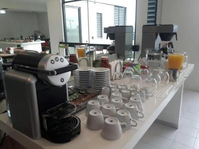 Flowsuites Wtc - 8