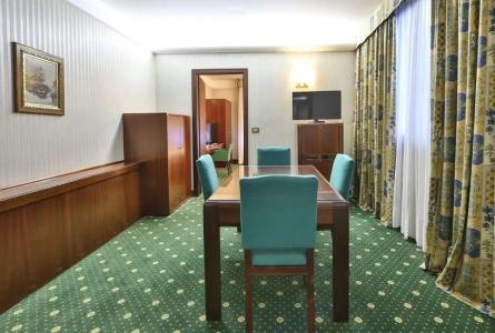 Astoria Sure Hotel Collection By Best Western - 52